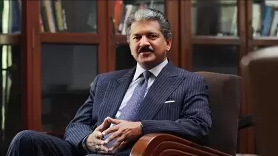 Anand Mahindra shared a video of a car turning into a Transformer.(Twitter/@anandmahindra)